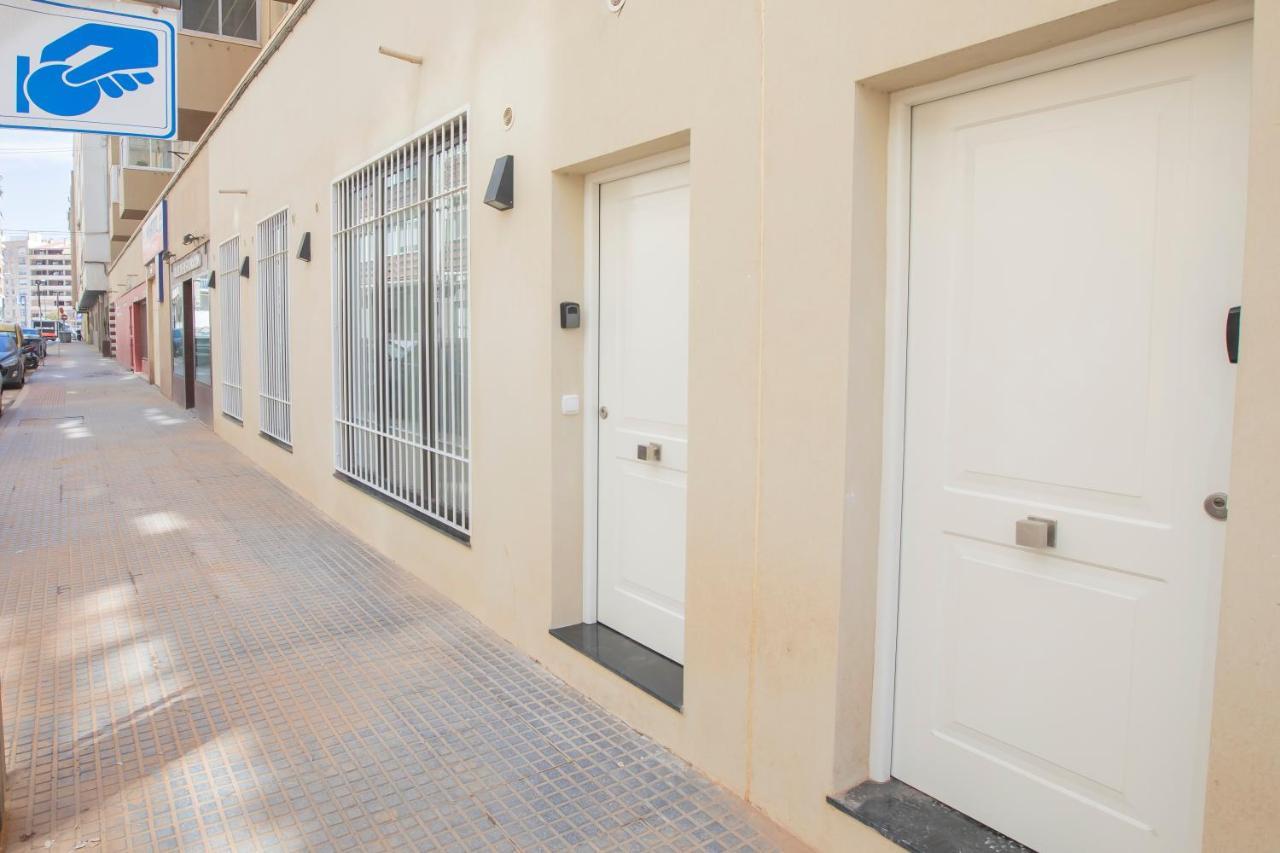 Del Parque Flats San Andres Apartment Малага Екстериор снимка