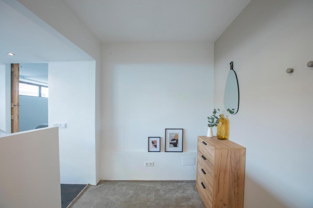 Del Parque Flats San Andres Apartment Малага Екстериор снимка